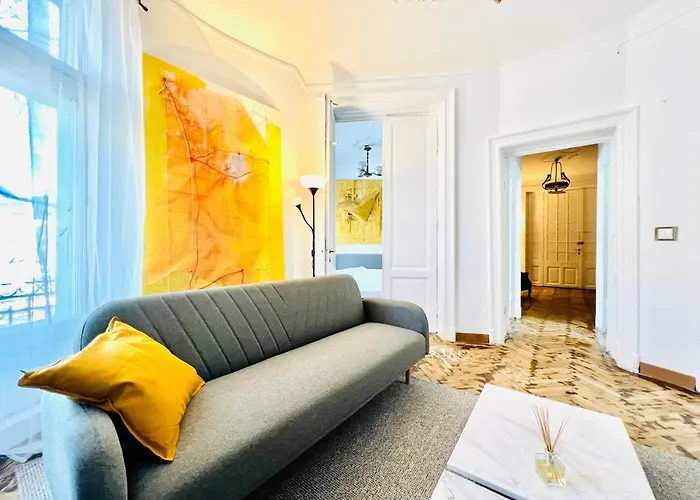 Sada Art Gallery * Bucureşti